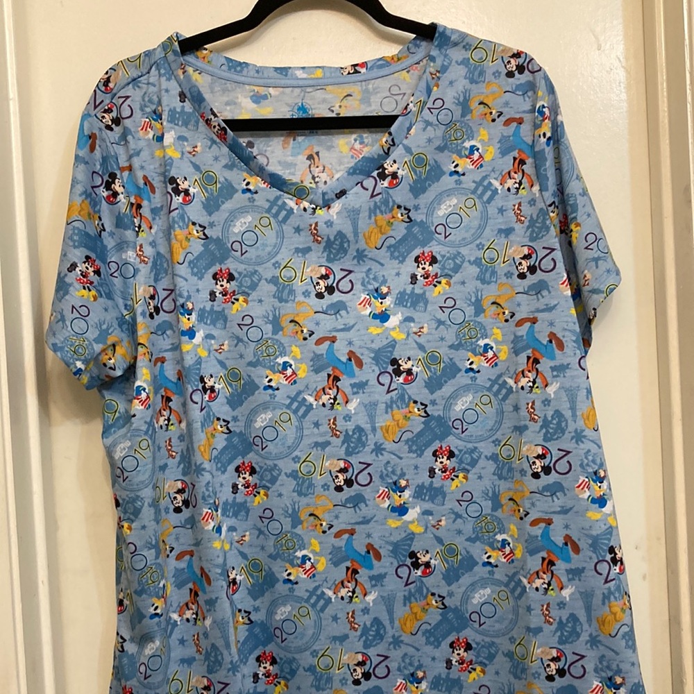 Disney 2019 tee